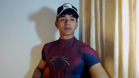 i  am lewis ly EDUARDO MEMDOZA15 online show from 12-21-25, 05:31