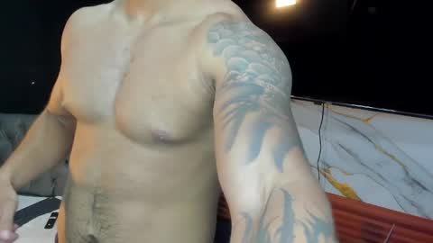 Snapshot of lewishamiltom chatting on 05-22-26, 11:10 lewis online show from 05-22-26, 11:10