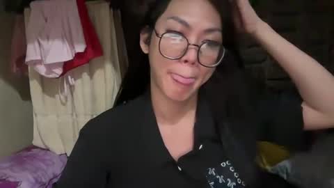 Snapshot of lexi09822 chatting on 12-27-24, 05:26 Hev Lexi online show from 12-27-24, 05:26