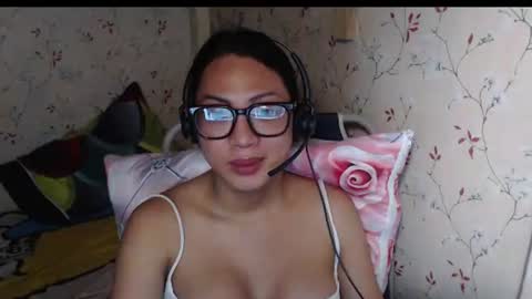 Snapshot of lexi09822 chatting on 06-20-26, 07:27 Hev Lexi online show from 06-20-26, 07:27