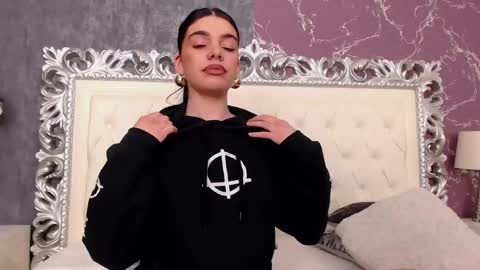 Snapshot of lexi__vicious chatting on 12-23-24, 07:49 lexi__vicious online show from 12-23-24, 07:49