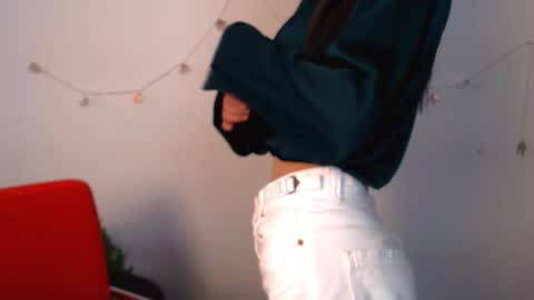 Alexia online show from 03-08-26, 01:59