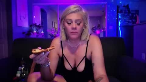 Lexi online show from 02-20-26, 06:19