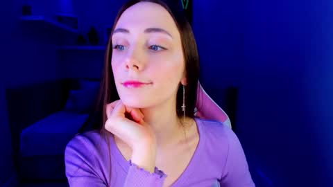 Lexi GTM2 MonWedThurSatSun 1000am-400pm online show from 01-22-25, 08:29