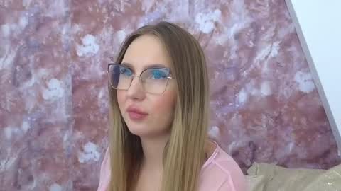 Snapshot of lexi_u_ chatting on 01-20-25, 11:13 LEXXY online show from 01-20-25, 11:13