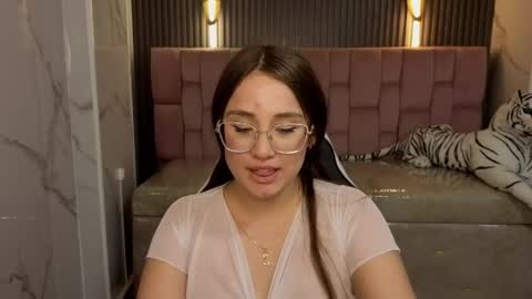 Lexi online show from 04-07-26, 08:31