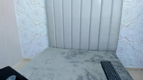 Snapshot of lexicutee chatting on 05-23-26, 12:53 LexiCutee online show from 05-23-26, 12:53