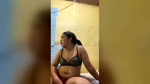 Snapshot of lexie_bigcock chatting on 06-10-26, 01:21 lexie_bigcock online show from 06-10-26, 01:21