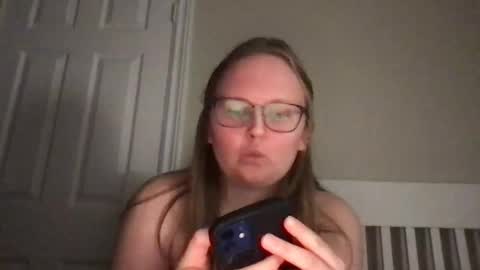 Snapshot of lexielilacs chatting on 12-14-24, 04:34 lexie online show from 12-14-24, 04:34