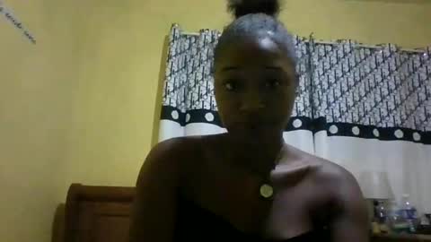 Snapshot of lexieroyal690 chatting on 03-09-25, 10:52 lexieroyal690 online show from 03-09-25, 10:52
