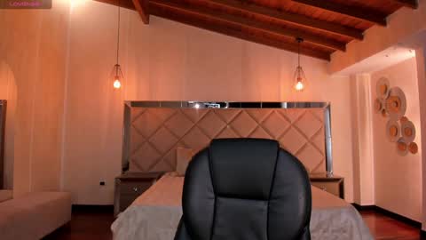 Lexie  online show from 01-10-25, 08:48