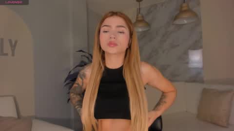 Lexie  online show from 02-14-26, 12:35