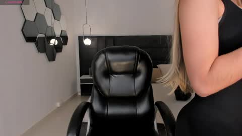 Lexie  online show from 05-14-26, 07:20