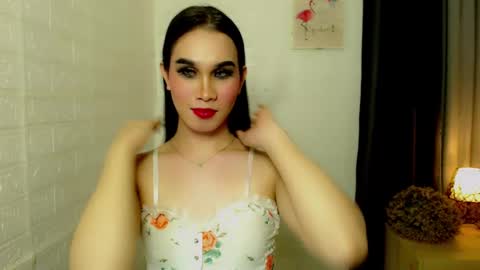 Snapshot of lexiwhoreaturservice chatting on 02-11-25, 11:43 lexiwhoreaturservice online show from 02-11-25, 11:43