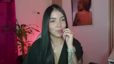 Snapshot of lexy491035 chatting on 07-12-26, 12:01 lexy491035 online show from 07-12-26, 12:01