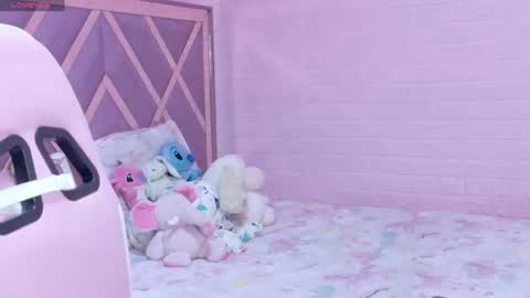 Snapshot of lexy_cute1 chatting on 07-13-26, 01:30 LEXY online show from 07-13-26, 01:30
