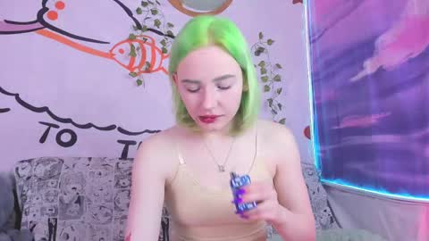 Snapshot of lexy_l0vy chatting on 02-10-25, 05:25 LexxxY online show from 02-10-25, 05:25