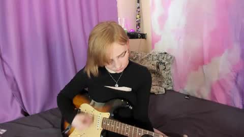 Snapshot of lexy_l0vy chatting on 07-14-26, 06:51 LexxxY online show from 07-14-26, 06:51