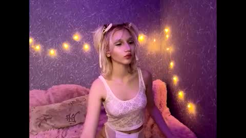 Leya online show from 01-15-26, 09:18