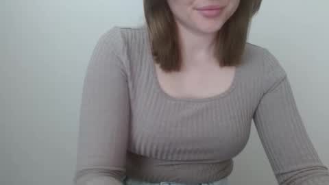 Leyla online show from 04-20-26, 08:50