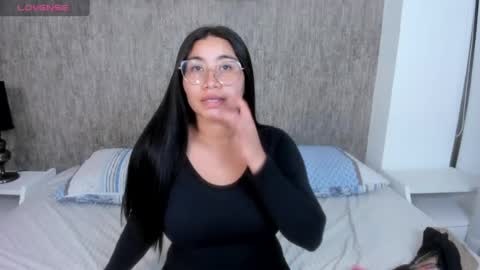 Snapshot of leylacliinton chatting on 06-17-26, 08:54 Leyla online show from 06-17-26, 08:54