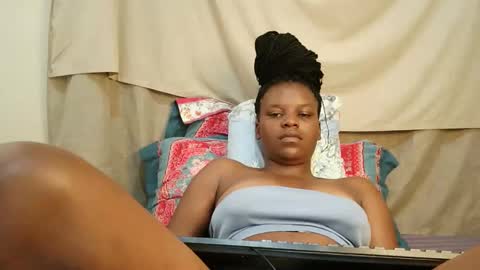 leylacuty13 online show from 03-13-26, 06:53