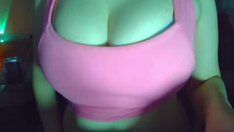 Leysun7 online show from 02-19-26, 04:19