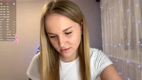 Mia online show from 12-14-25, 02:55