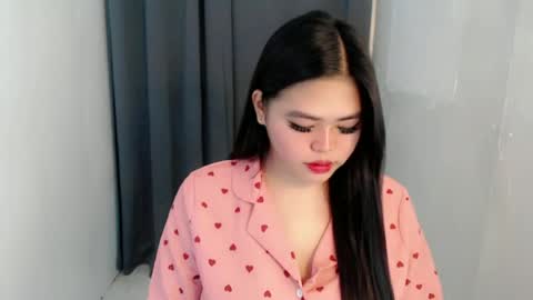 Snapshot of lhara_cumming chatting on 07-01-26, 11:37 LHARA online show from 07-01-26, 11:37