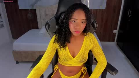 lia_16_ online show from 05-15-26, 11:17