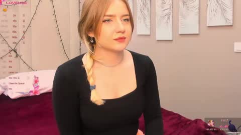 Lia online show from 04-15-26, 08:54