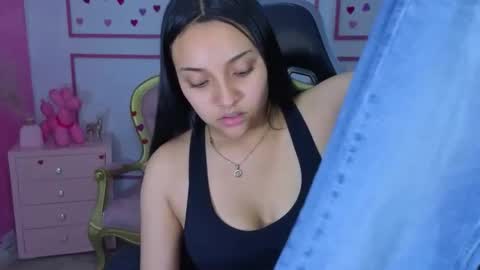 Snapshot of lia_harper_t chatting on 05-15-26, 03:02 lia_harper_t online show from 05-15-26, 03:02