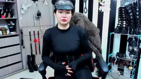 . online show from 01-12-25, 08:14