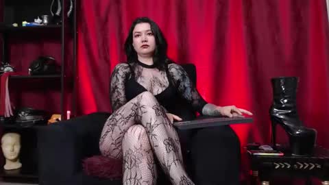 Snapshot of lia_izumy chatting on 05-04-26, 10:17 . online show from 05-04-26, 10:17