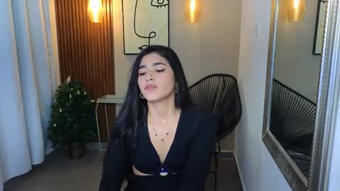 LIA online show from 12-15-25, 06:23