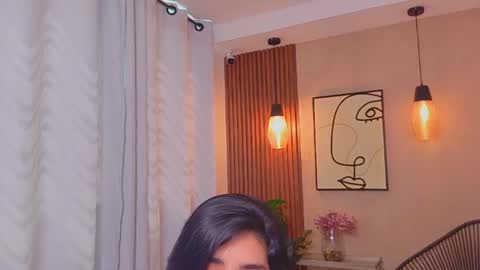 Snapshot of lia_mar_ chatting on 06-20-26, 06:22 LIA online show from 06-20-26, 06:22