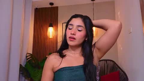 Snapshot of lia_mar_ chatting on 07-16-26, 10:38 LIA online show from 07-16-26, 10:38