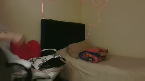 Little Queen Lia  online show from 11-18-25, 11:15