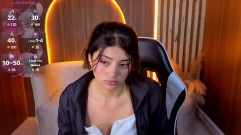 Snapshot of lia_queen_tx chatting on 05-23-26, 03:12 Online 1400 - 2100 online show from 05-23-26, 03:12