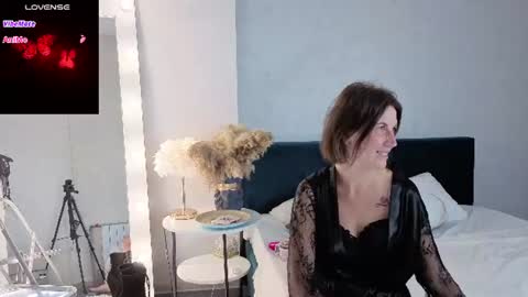 Snapshot of lia_reyn chatting on 07-02-26, 11:49 lia_reyn online show from 07-02-26, 11:49