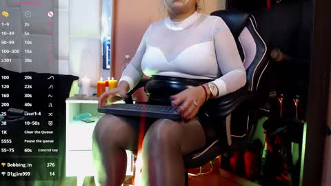 Lia Taylor online show from 04-08-26, 05:13