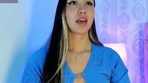 Snapshot of liaa_18 chatting on 06-14-26, 03:19 Liaa online show from 06-14-26, 03:19