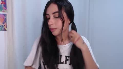   lia  online show from 06-11-26, 02:33