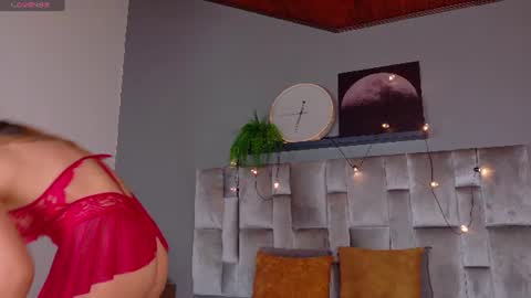 Snapshot of liaamoretti__ chatting on 07-06-26, 01:02 L I A online show from 07-06-26, 01:02
