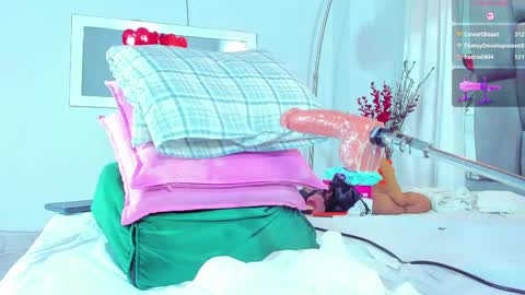 Snapshot of liaantonella69 chatting on 04-30-26, 09:30 Antonela online show from 04-30-26, 09:30
