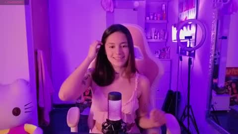 Snapshot of liabutera chatting on 06-11-26, 10:52 Lia Butera online show from 06-11-26, 10:52
