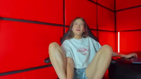 ---Liah--- online show from 07-20-26, 09:39