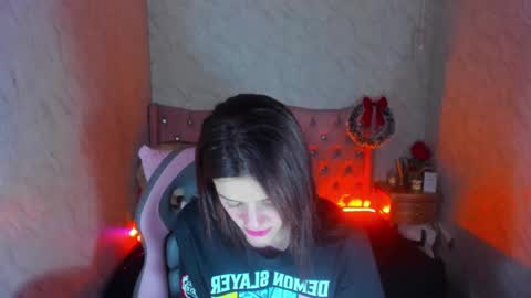  Lia  online show from 12-31-24, 04:25
