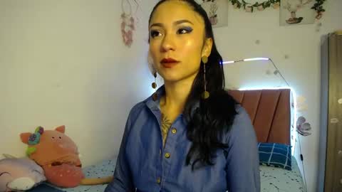 liahdiaz_ online show from 04-15-26, 12:23
