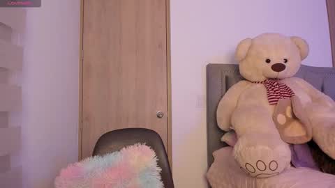 Lia  online show from 10-03-25, 11:46